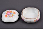 case, Floral motif, porcelain, M.S. Kuznetsov manufactory, Riga (Latvia), 1937-1940, 6.7 x 6.7 cm, s...