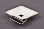 ashtray, Spades, porcelain, M.S. Kuznetsov manufactory, Riga (Latvia), 1934-1936, 7.5 x 8 cm, first...