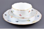 tea trio, porcelain, Hutschenreuther, Germany, the 60-70ies of 20th cent., h (cup) 5.5 cm, Ø (saucer...
