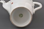 coffeepot, porcelain, M.S. Kuznetsov manufactory, Riga (Latvia), 1920-1933, h (with lid) 27.3 cm...