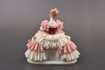 statuete, Dejotāja, Drēzdenes mežģīnes, porcelāns, Vācija, Unterweißbach, 20. gs. vidus, h 14.5 cm,...