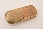 brilles, futrālī, futrālis - metāls, izmērs 15 x 6.4 cm, nenozīmīgs defekts uz viena stikla...