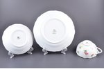 tējas trio, porcelāns, Hutschenreuther, Vācija, 20gs. 60-70tie gadi, h (tasīte) 5.5 cm, Ø (apakštasī...