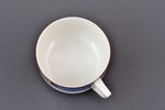 tasīte ar apakštasīti, porcelāns, M.S. Kuzņecova rūpnīca, Rīga (Latvija), 1920-1933 g., h (tasīte) 5...