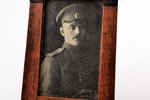 fotorāmītis, ar karavīra fotogrāfiju un Krievijas impērijas monētām, koks, stikls, sudrabs, Latvija,...