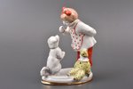 statuete, Meitene ar suni, porcelāns, Rīga (Latvija), PSRS, Rīgas porcelāna rūpnīca, modeļa autors -...