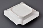 pelnu trauks, porcelāns, Rīgas Keramikas fabrika, roku gleznojums, gleznojuma autors - Jegors Morozo...