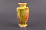 vāze, porcelāns, J.K. Jessen rūpnīca, Rīga (Latvija), 1933-1935 g., h 15.3 cm, trešā šķira...