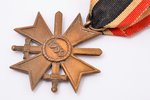 знак, Крест за военные заслуги с мечами, Третий рейх, 2-я степень, Германия, 1939 г., 48.9 x 48.5 мм...