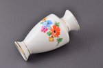 вазочка, фарфор, фабрика Карла Якоба Ессена, Рига (Латвия), 1936-1939 г., h 9.2 см, второй сорт...