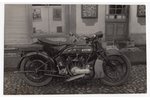фотография, Вентспилс (Виндава), мотоцикл, Латвия, 20-30е годы 20-го века, 13.6х8.6 см...