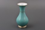 вазочка, фарфор, фабрика М.С. Кузнецова, Рига (Латвия), 1937-1940 г., h 14 см, второй сорт, нитевидн...