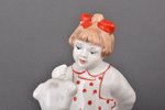 статуэтка, "А ну-ка, отними-ка", фарфор, Рига (Латвия), СССР, Рижская фарфоровая фабрика, автор моде...